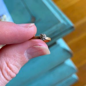 10k Diamond ring